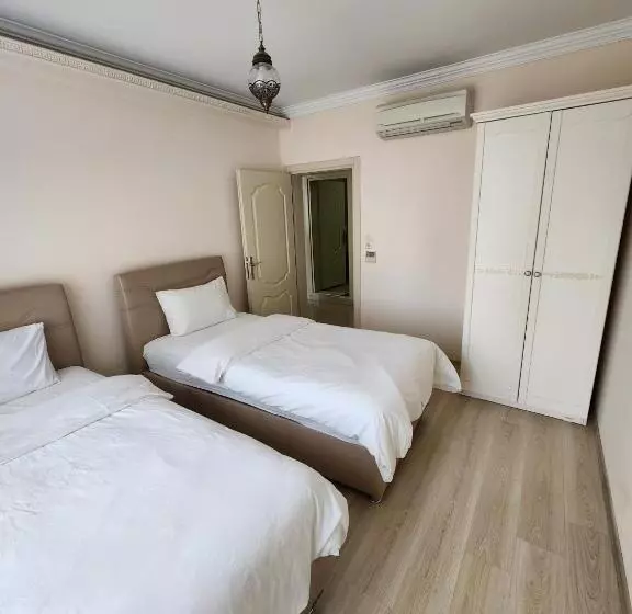 Esa Suite