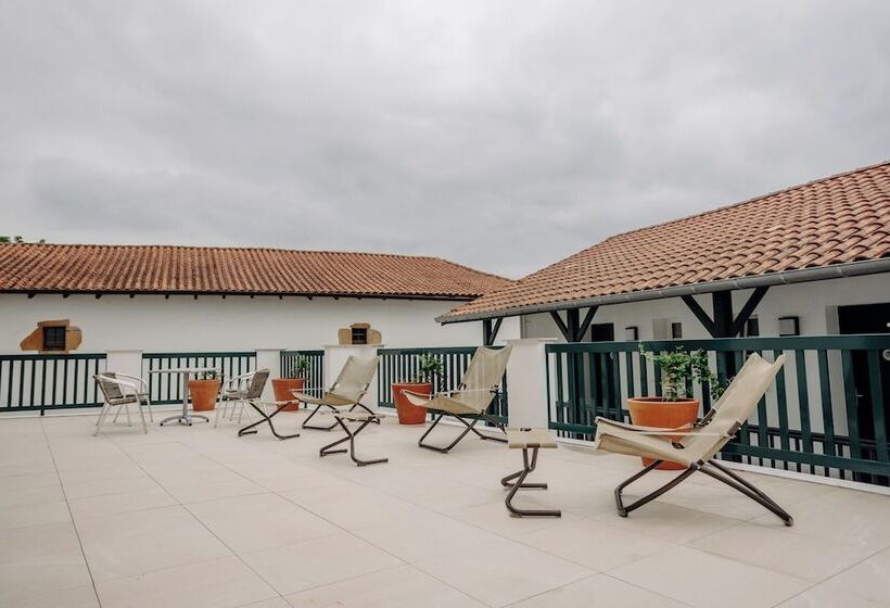 בית מלון כפרי Mendionde