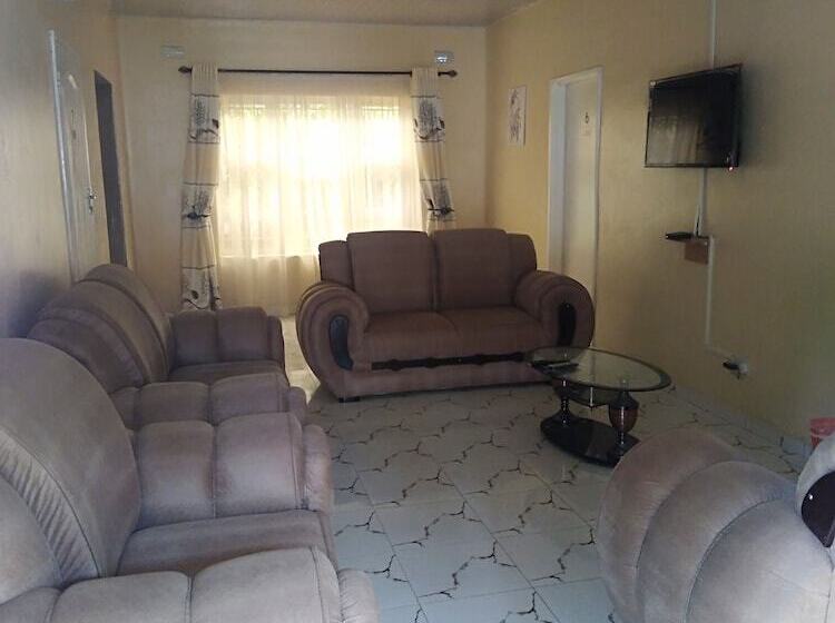 پانسیون Crown Inn Guest House