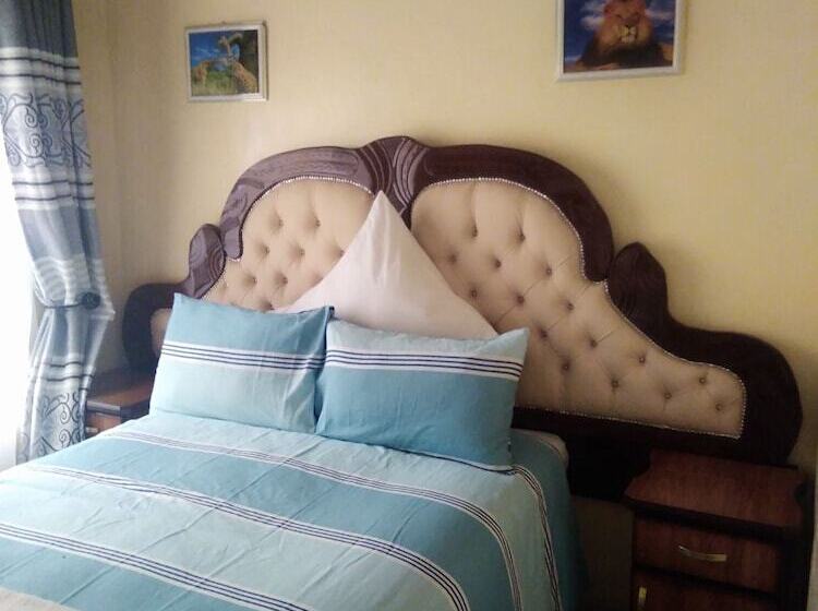 پانسیون Crown Inn Guest House