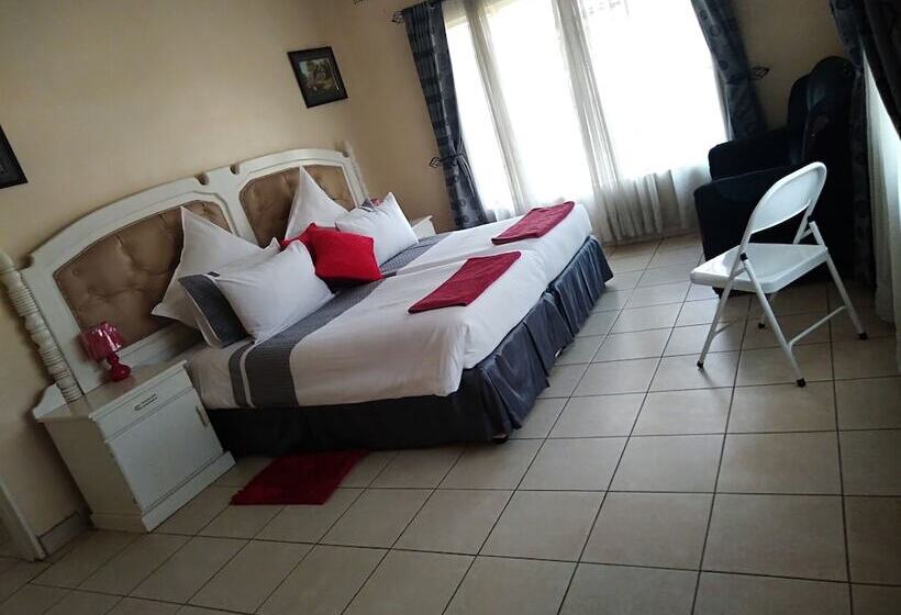 پانسیون Crown Inn Guest House