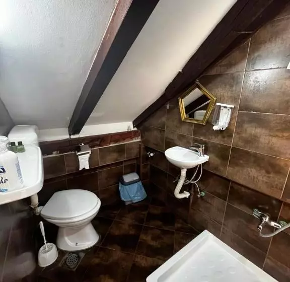 پانسیون Guesthouse Athos