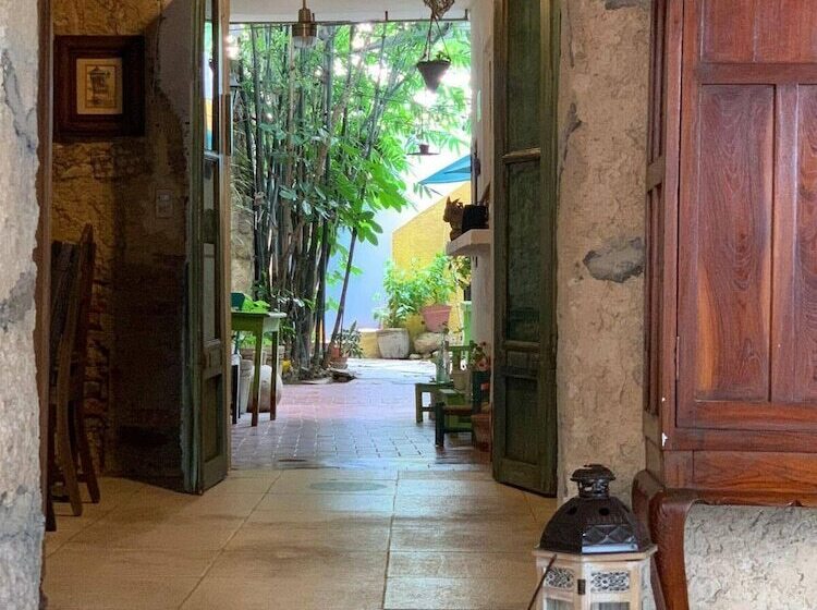 Пансион La Casa Del Barrio