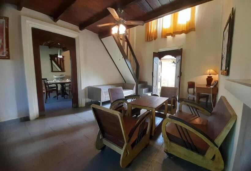 פנסיון Puri Kutat Lestari