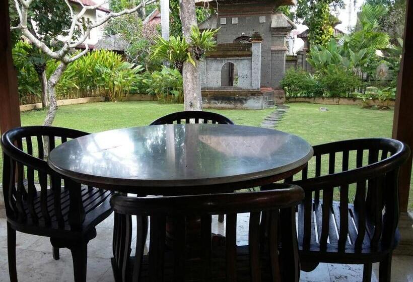 פנסיון Puri Kutat Lestari