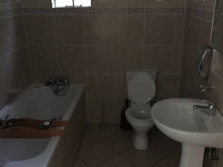 펜션 The Orchards Executive Accommodation Mp