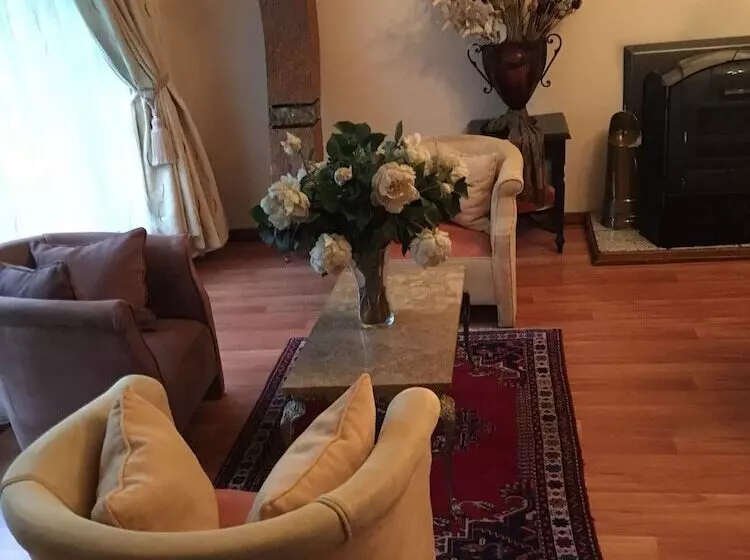 Majatalo The Orchards Executive Accommodation Mp