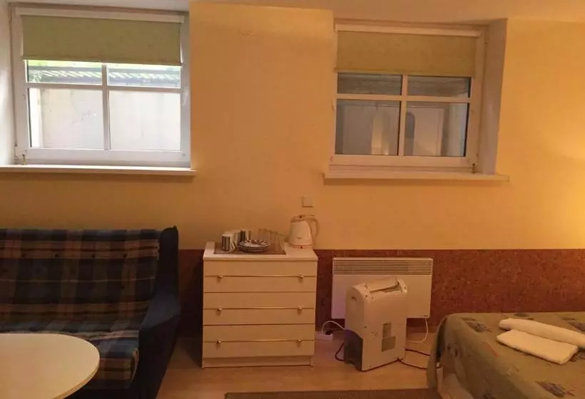 پانسیون Vaivorykštė