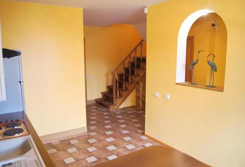 پانسیون Vaivorykštė