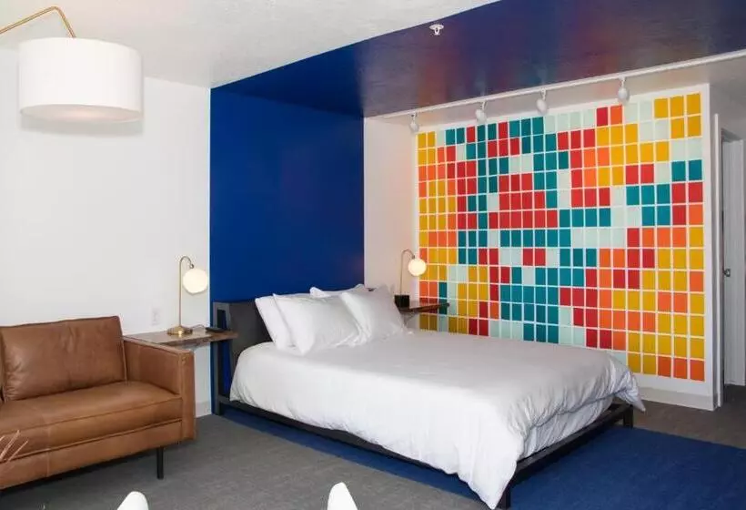 Retkeilymaja Skyfall Guestrooms