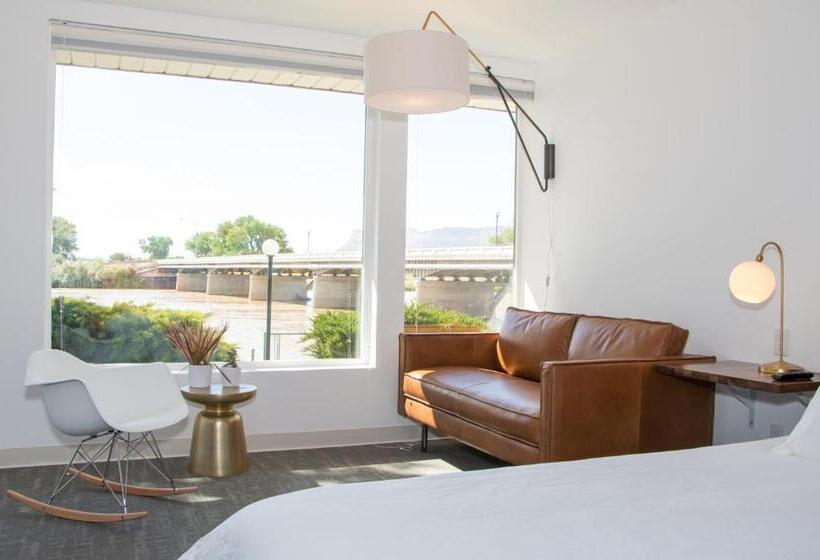 旅馆 Skyfall Guestrooms