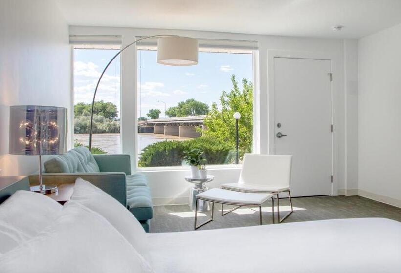 旅馆 Skyfall Guestrooms