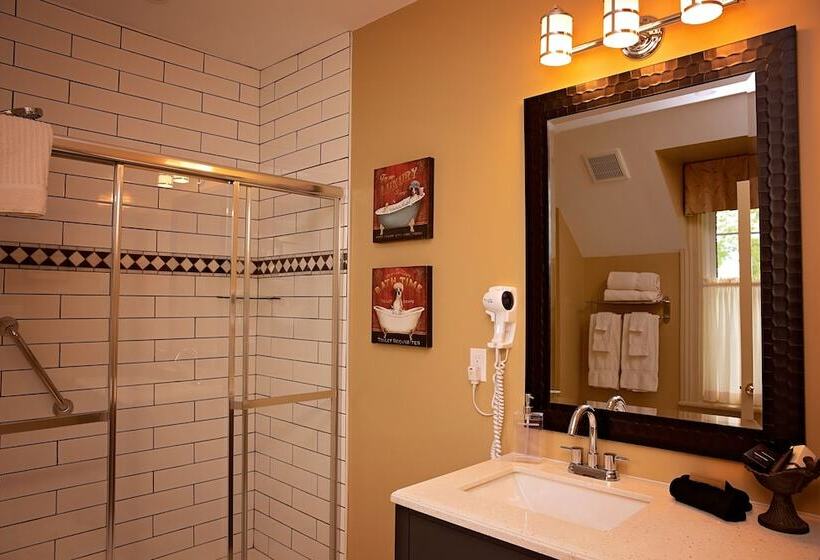 호스텔 The Woodview Inn