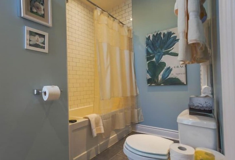 호스텔 The Woodview Inn