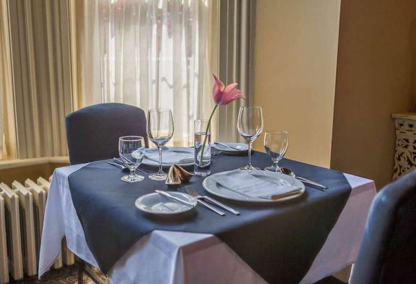 호스텔 The Woodview Inn