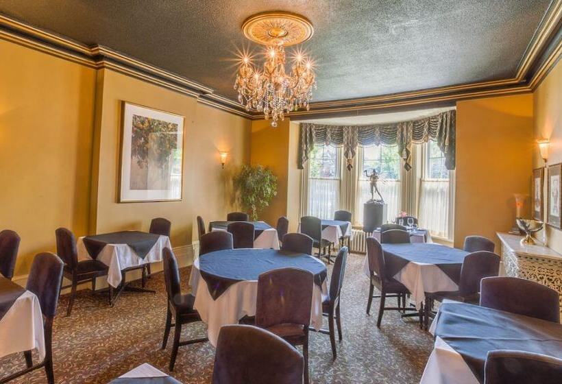 호스텔 The Woodview Inn