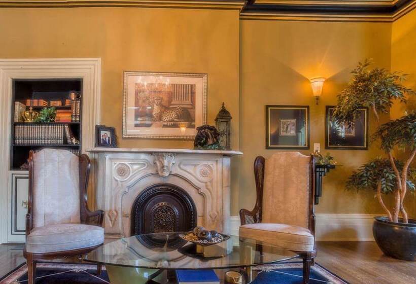 호스텔 The Woodview Inn