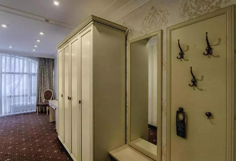 هاستل Vintage Na Bulvare