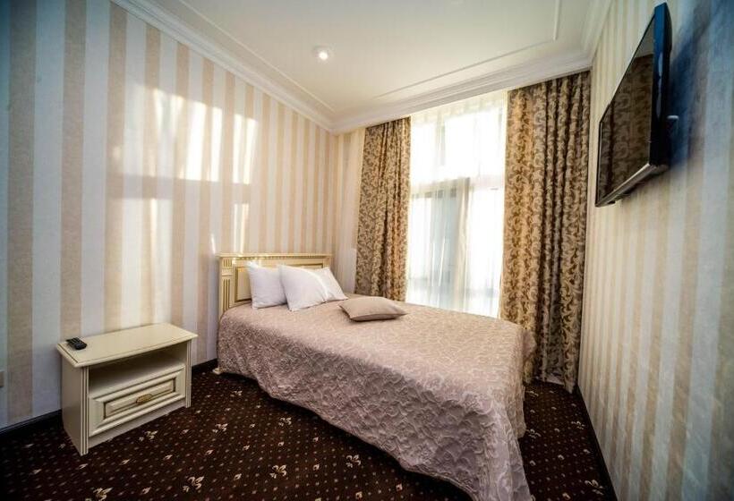 Schronisko Vintage Na Bulvare