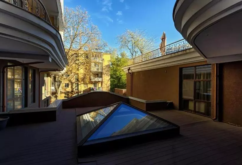 هاستل Vintage Na Bulvare