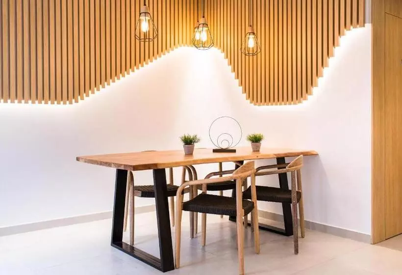 هتل Sagitario Petit Ciutadella