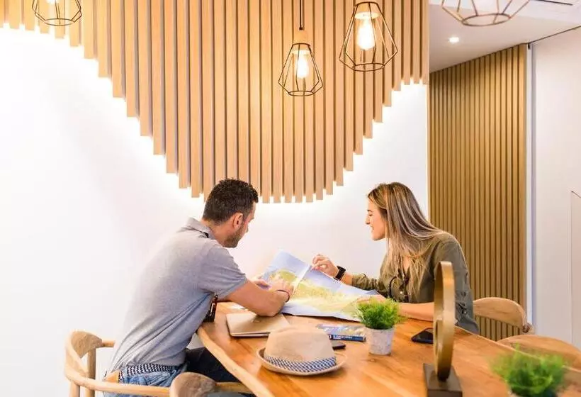 هتل Sagitario Petit Ciutadella