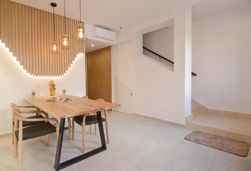 هتل Sagitario Petit Ciutadella