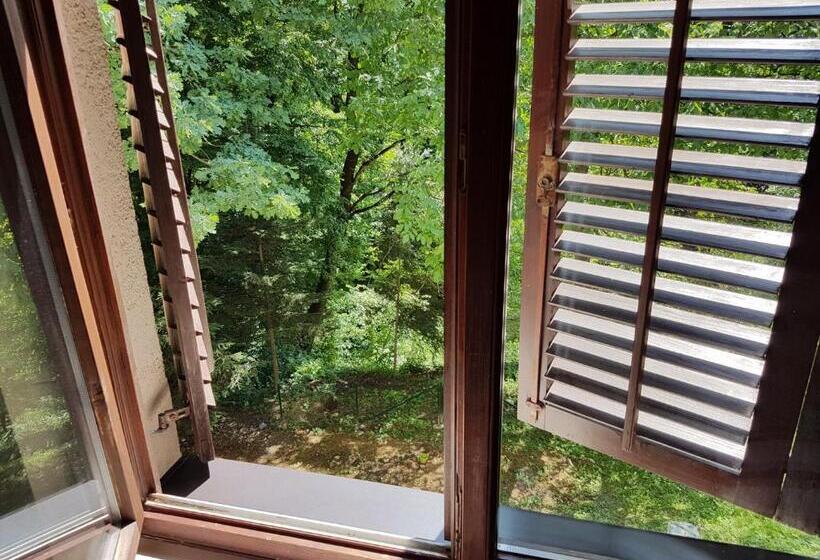 پانسیون Apartmani Simić Valjevo