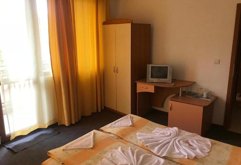 پانسیون Family Hotel Friends