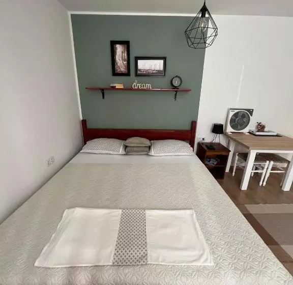 پانسیون Guest House Time Out