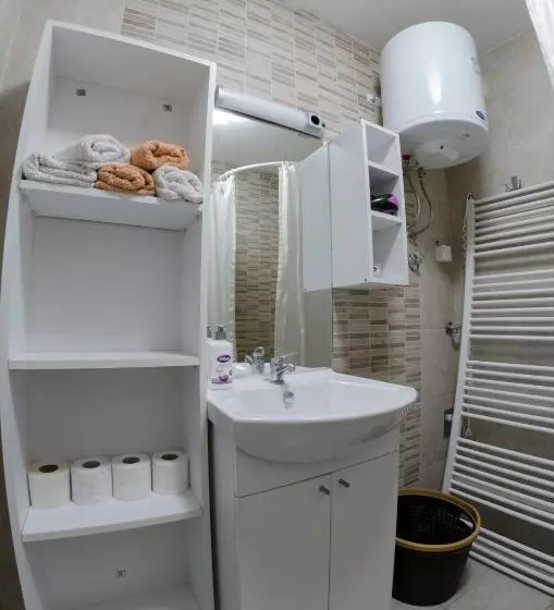 پانسیون Guest House Time Out
