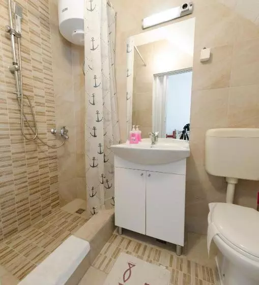پانسیون Guest House Time Out