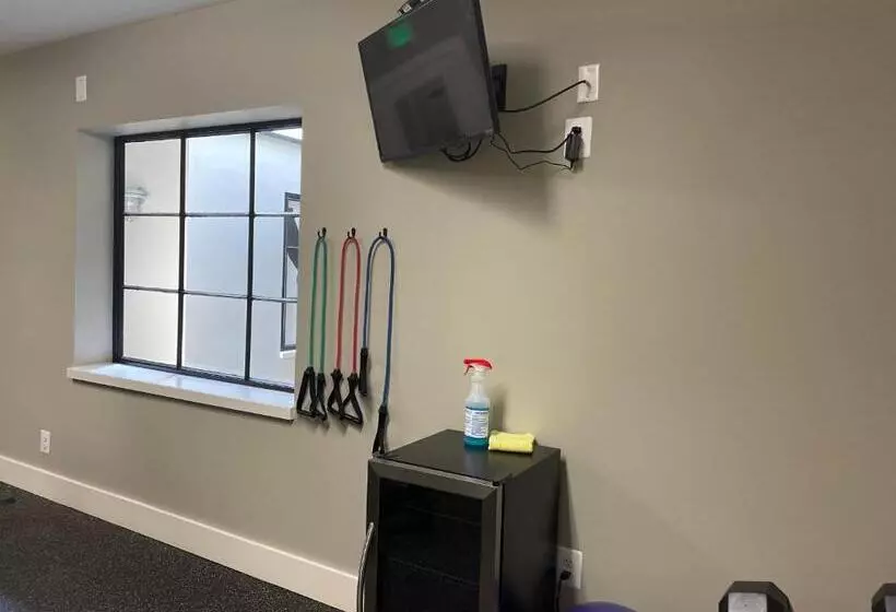 Retkeilymaja Culpeper Center Suites