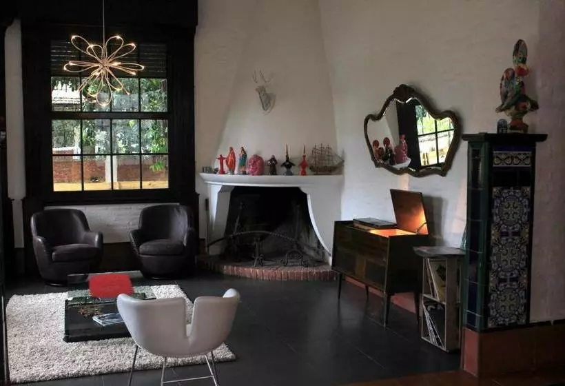 Retkeilymaja Santoral Restaurante Y Posada Pet Friendly