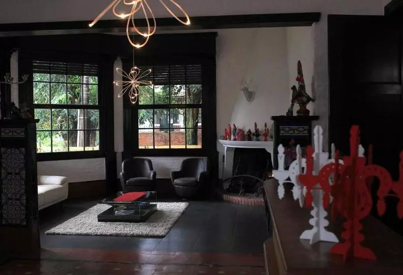 Retkeilymaja Santoral Restaurante Y Posada Pet Friendly