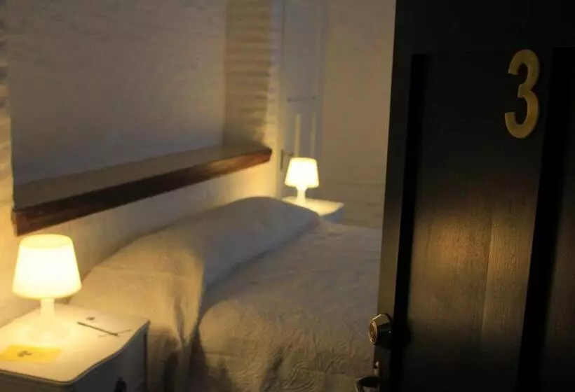 Retkeilymaja Santoral Restaurante Y Posada Pet Friendly