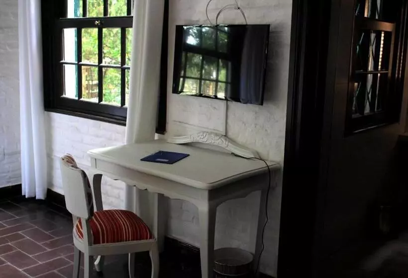 Retkeilymaja Santoral Restaurante Y Posada Pet Friendly