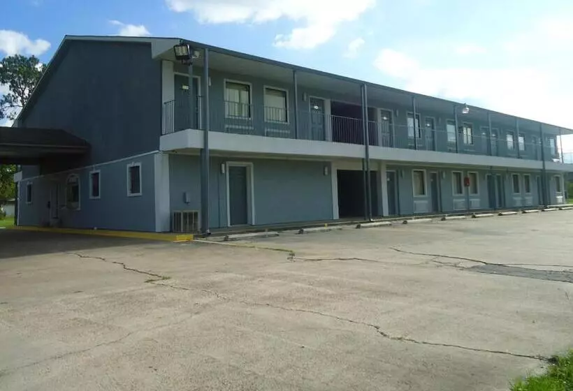 Retkeilymaja Super 6 Inn