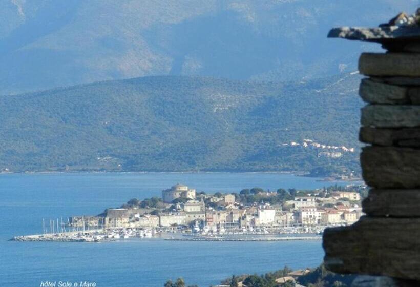هتل Hôtel Sole E Mare