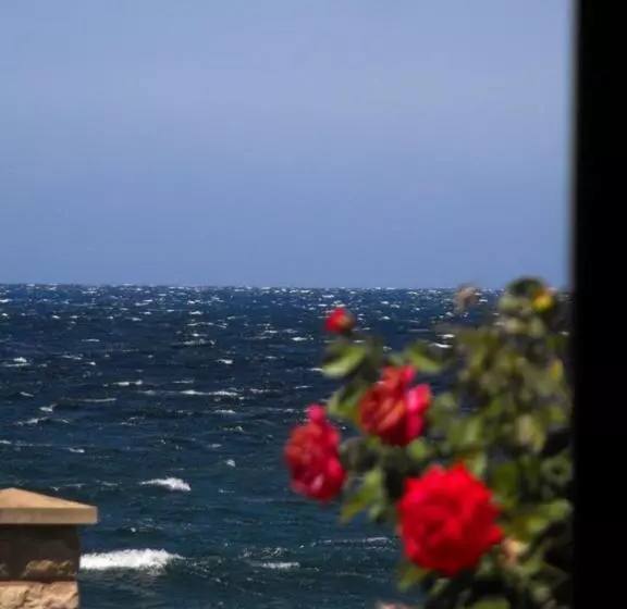 Hotelli Hôtel Sole E Mare