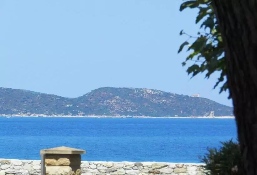 Hotelli Hôtel Sole E Mare