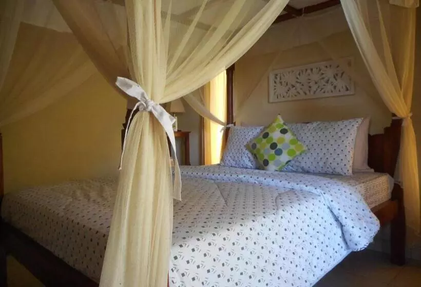 ペンション Cegeng Lestari Guest House