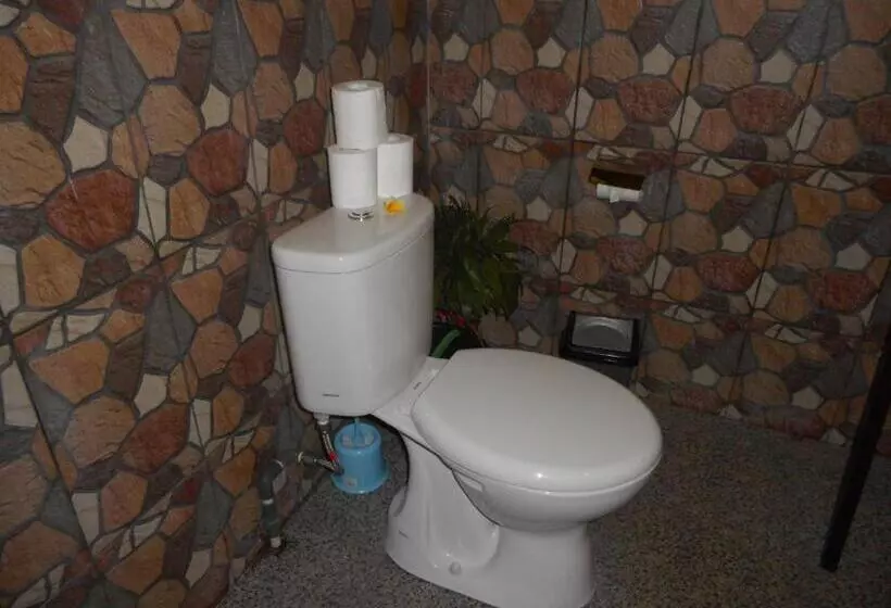 ペンション Cegeng Lestari Guest House