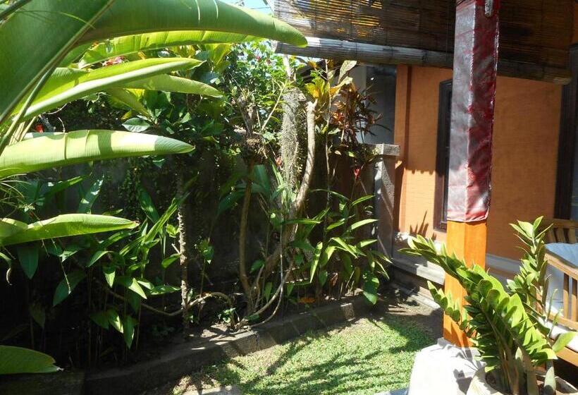 ペンション Cegeng Lestari Guest House