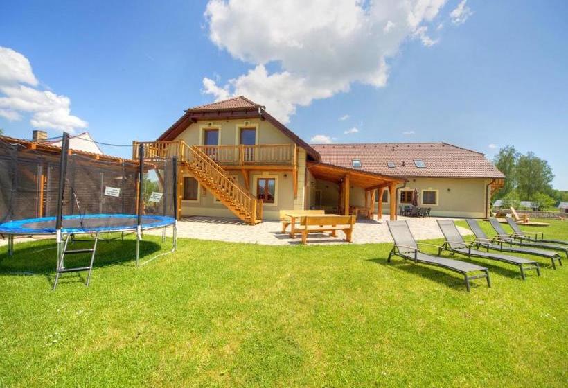 Pensionat Penzion Rožmberk