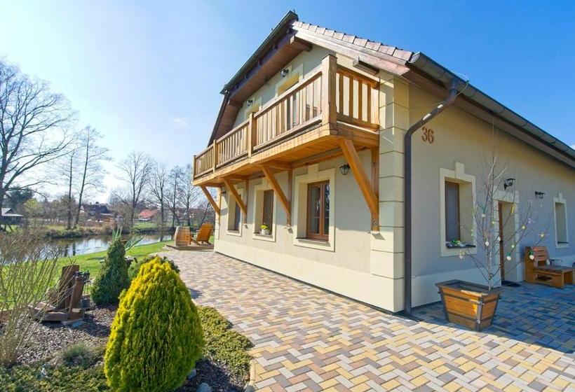 Pensionat Penzion Rožmberk