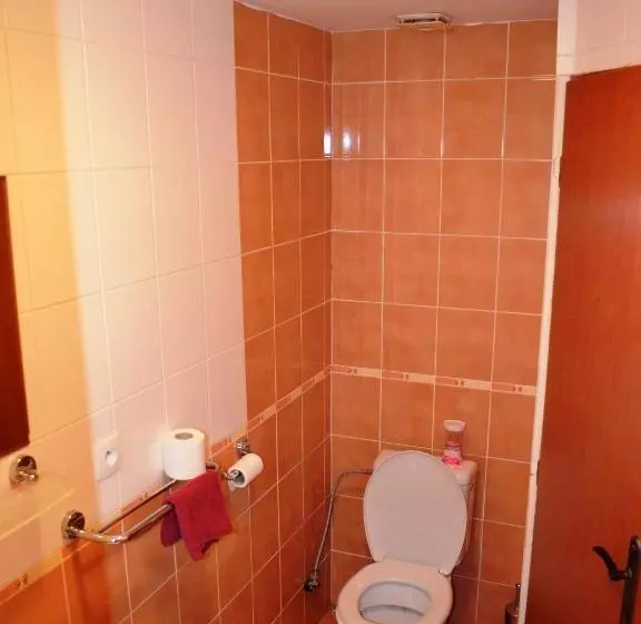 Majatalo Villa Silver Green