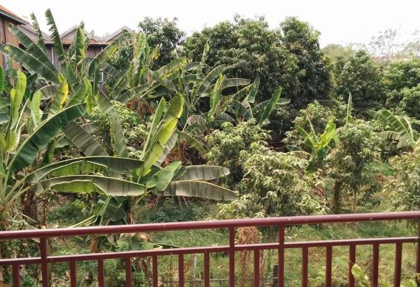 Общежитие Phalla Riverside