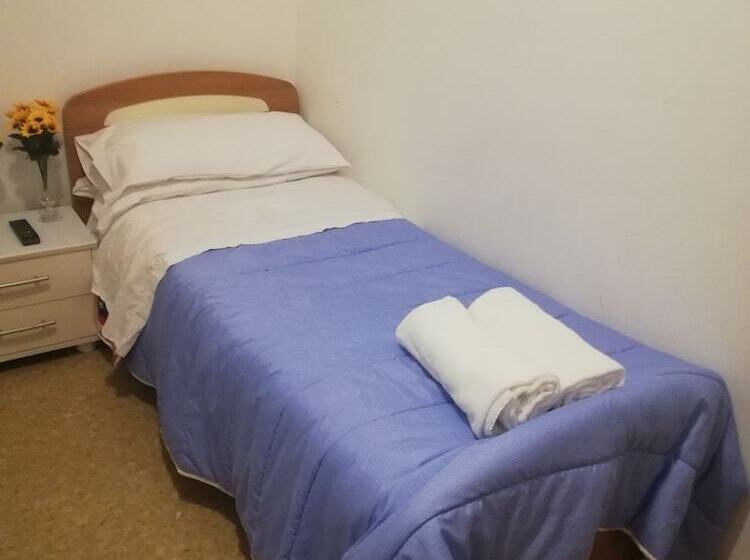 בית מלון כפרי Venice Park House