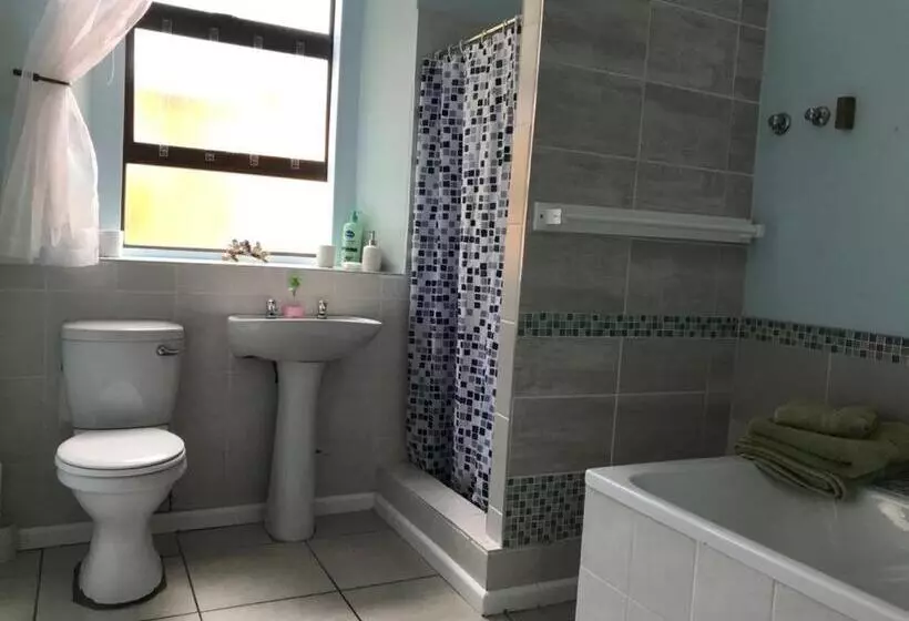 Majatalo Arnheim Guesthouse